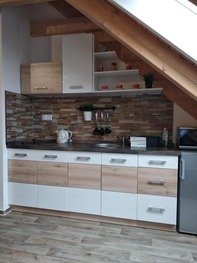 Appartement Le Miracle Rezidence Speicher Микулов Екстериор снимка